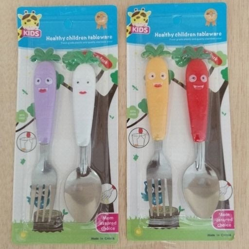 Set infantil de cuchara y tenedor 2pcs. 04297