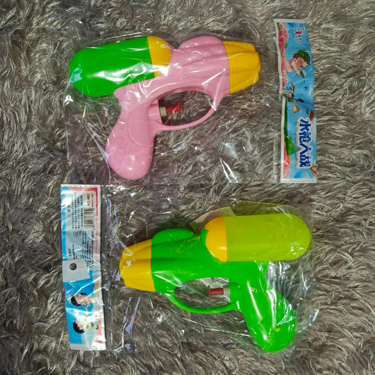Pistola de agua 18cm. M82