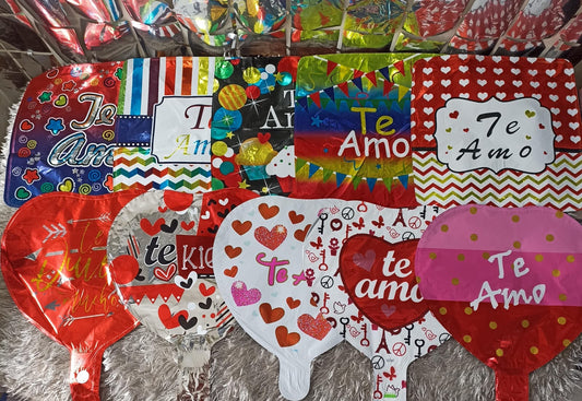 Paq. 10 globos Amor 10" con portaglobos pequeños. GA10