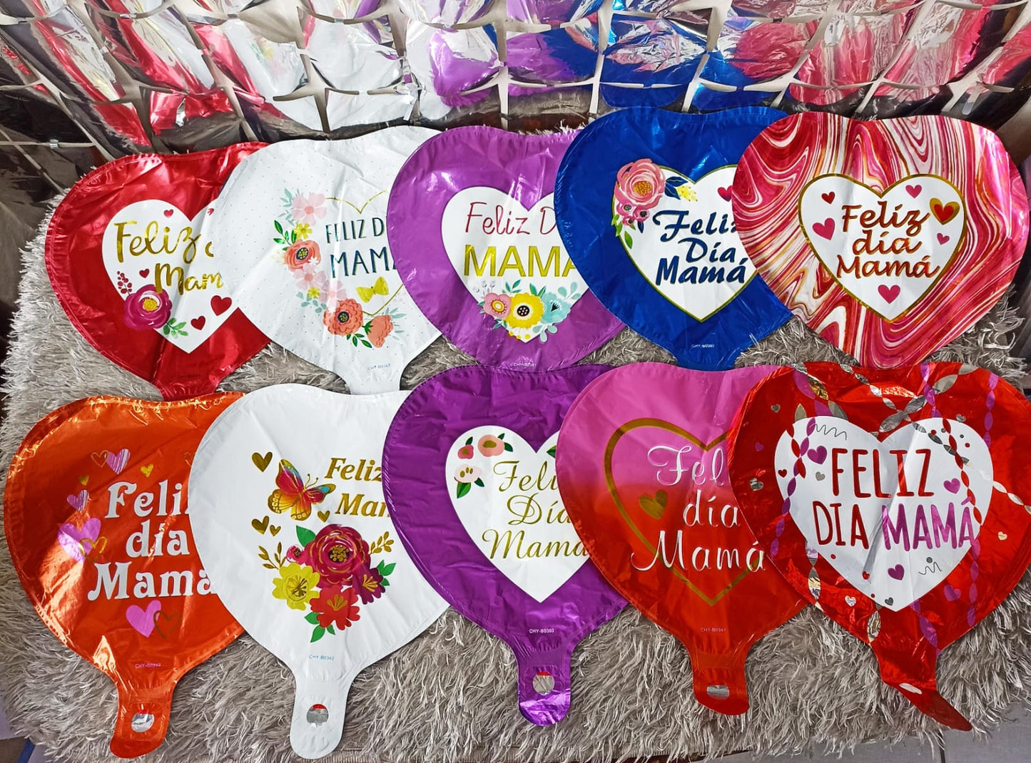 Paq. 10 globos 10" Día de las Madres con portaglobos pequeños. GA10