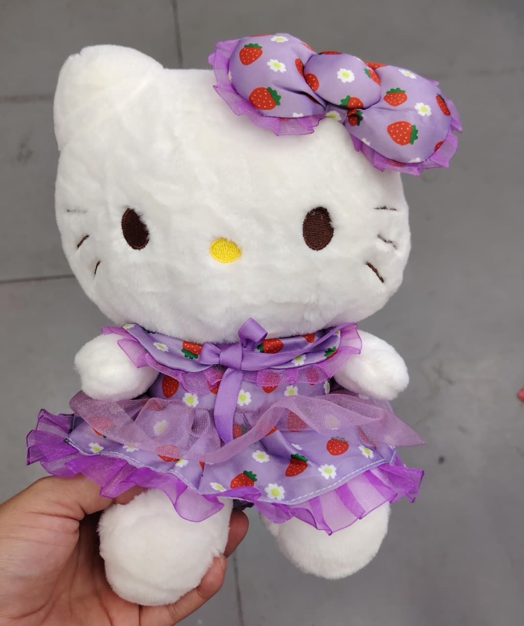 Peluches variados 25cm con ventosa. W207
