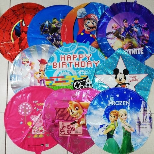 Paq. 10 globos 18" personajes con portaglobos. GA18