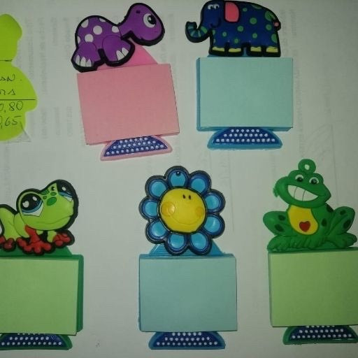 Bloc de notas con figuritas con imán. F08