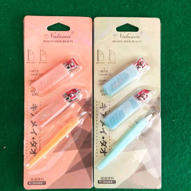 Set de cortaúñas 3 pcs. A006